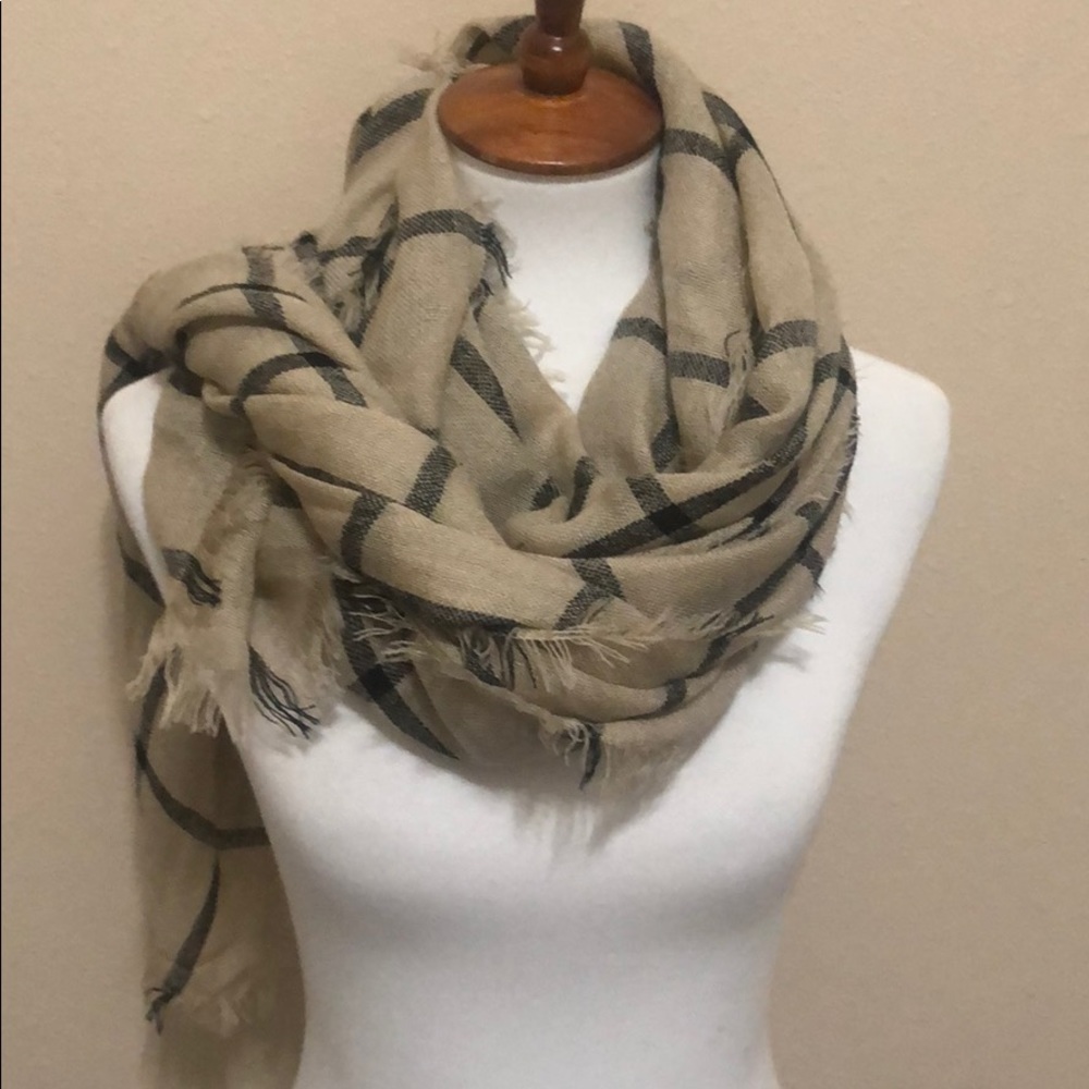 Check scarf black stripe